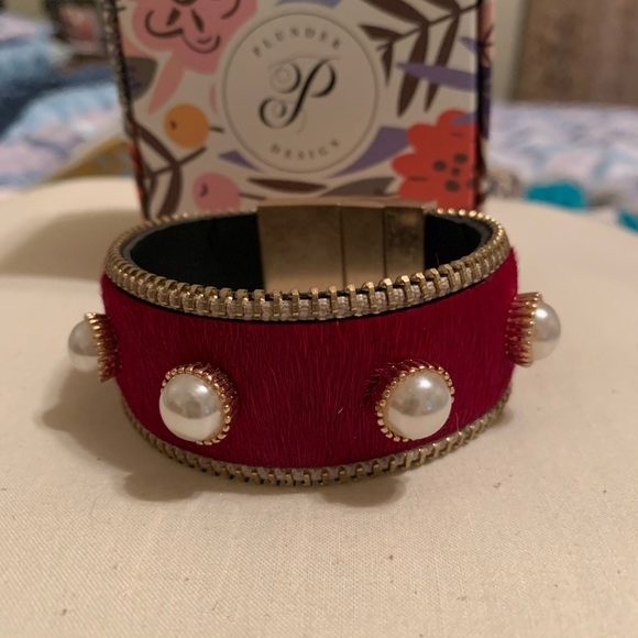 Plunder Bracelet - Picture 6 of 6